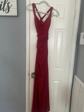 Windsor Sparkling Wine-Red V-Neck Prom Gown